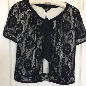 NWT cute Lace top
